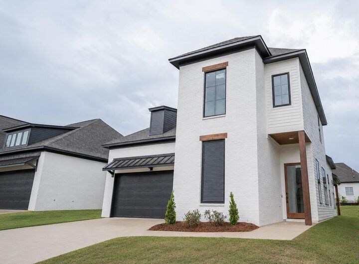 Property Photo:  48 Fieldgate Drive  MS 39759 