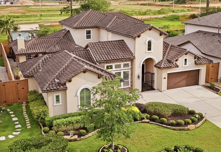 Property Photo: 5815 Stratton Woods Drive TX 77389