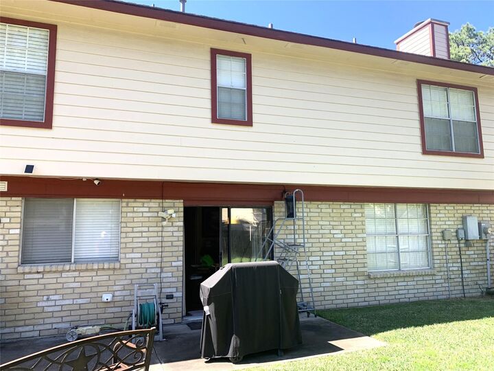 Property Photo:  8406 Hot Springs Drive  TX 77095 