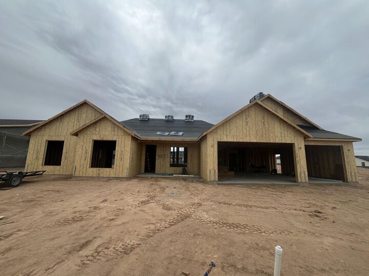 Property Photo: 3821 W 975 N UT 84721