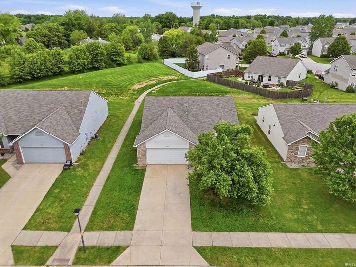 Property Photo:  11117 La Fortuna Way  IN 46783-8915 