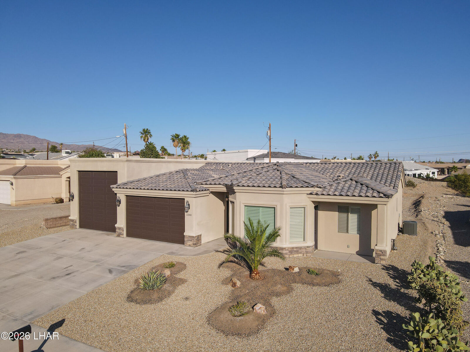 Property Photo: 2260 San Juan Dr AZ 86403