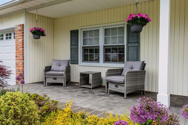 Property Photo:  25 Gerald Lane  NY 11804 