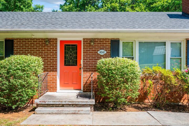 Property Photo:  7010 Richland Drive  VA 24502 