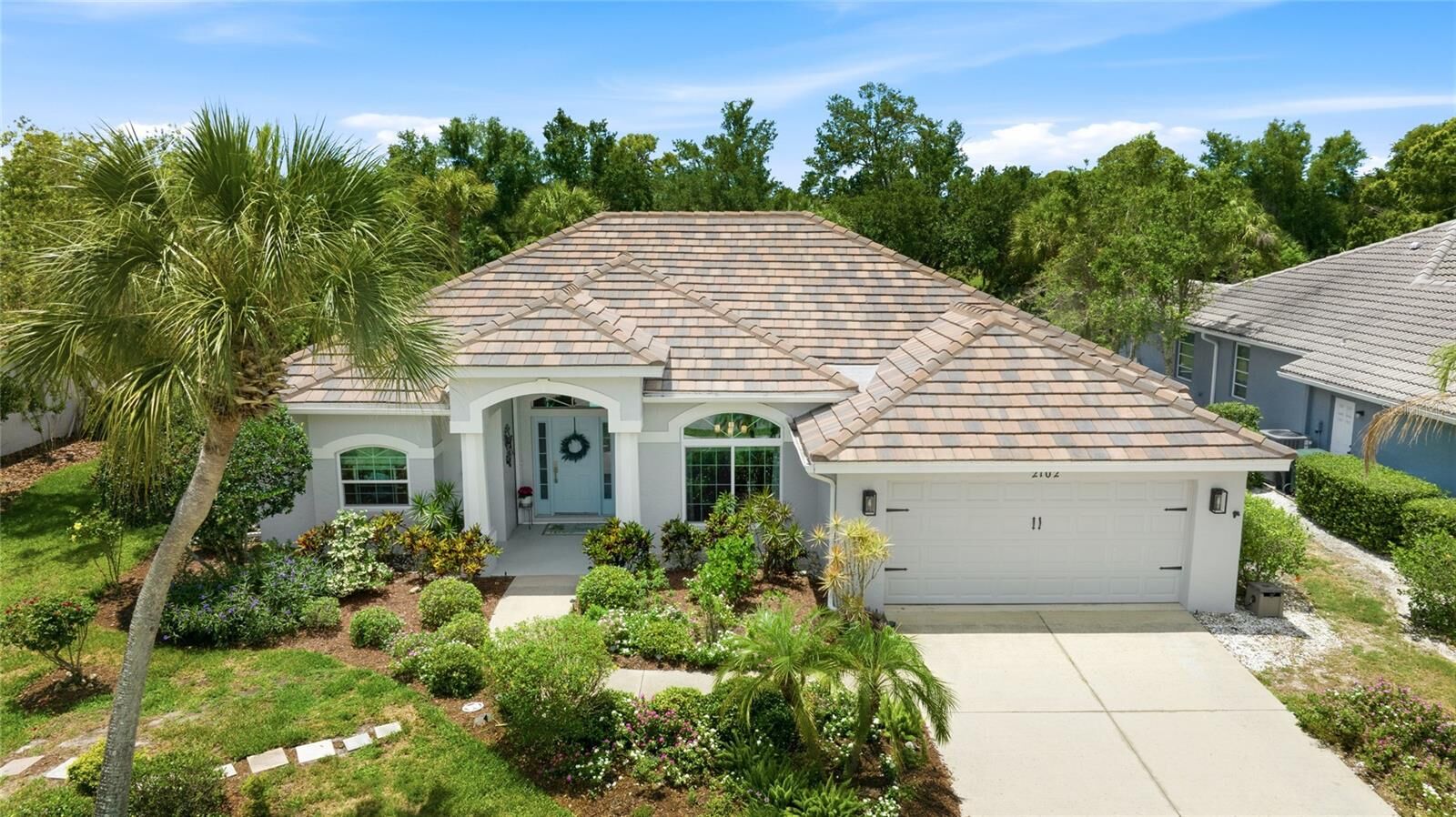 Property Photo: 2102 Calusa Lakes Boulevard FL 34275