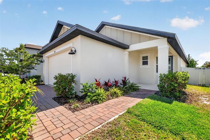 Property Photo:  2281 Mystic Maze Lane  FL 34715 