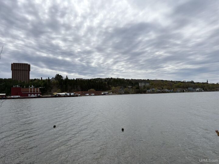 Property Photo: 21207 Royce Road MI 49930