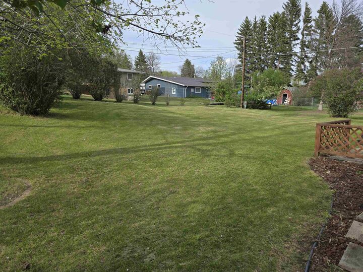 Property Photo: 2110 7th Ave NW ND 58703-4512
