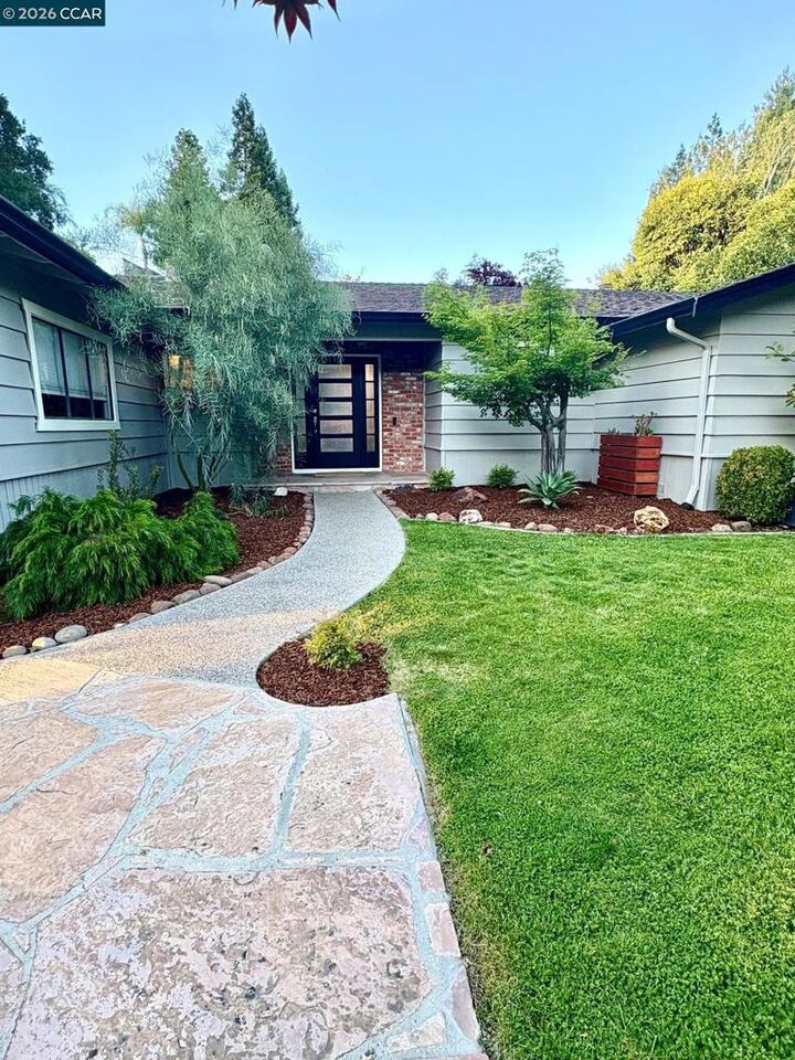 Property Photo:  2589 Pebble Beach Loop  CA 94549 