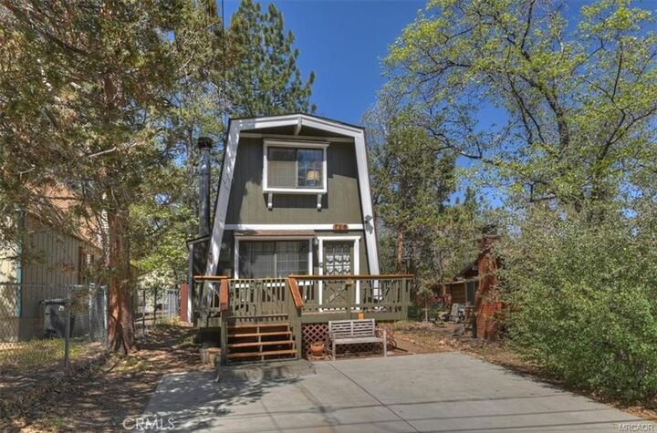 Property Photo: 756 Cedar CA 92386