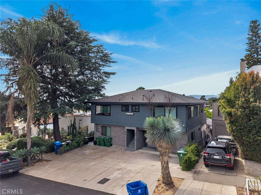 Property Photo: 901 Micheltorena CA 90026