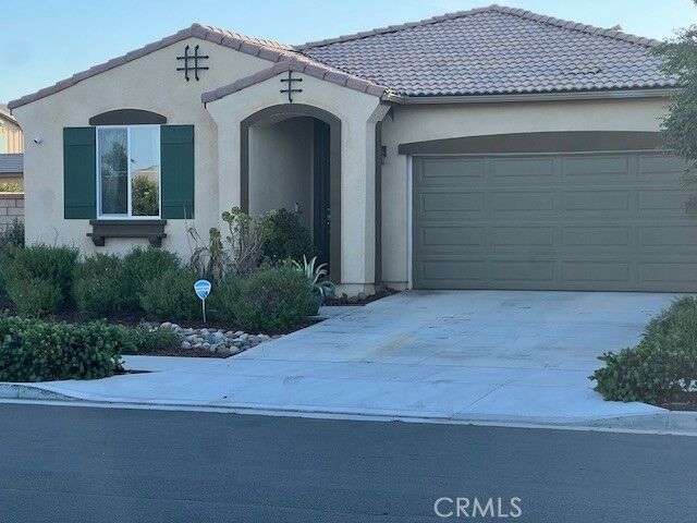 Property Photo:  29901 Bridlegate Way  CA 92584 