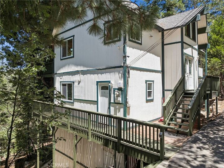 Property Photo:  582 Grass Valley Court  CA 92352 