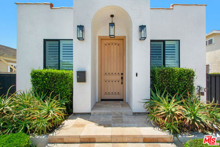 Property Photo:  3763 S Gramercy Place  CA 90018 