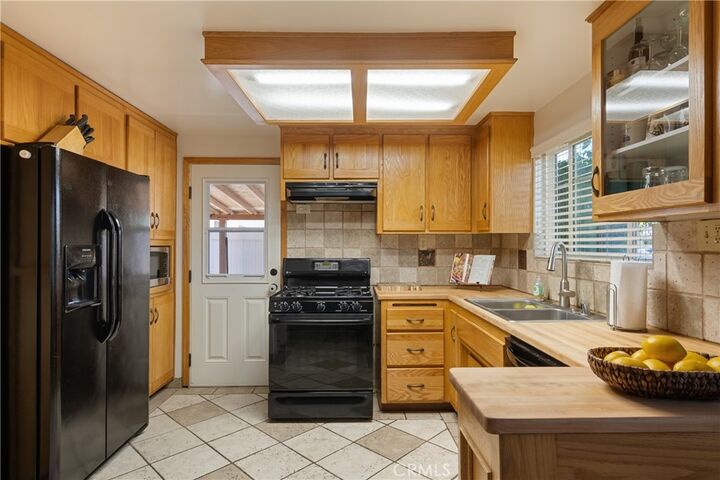 Property Photo:  416 S Lowell Street  CA 91723 