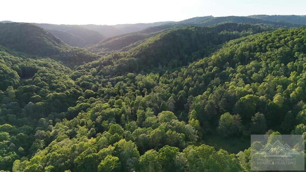 Property Photo:  11 Old Schoolhouse Rd.  WV 25841 