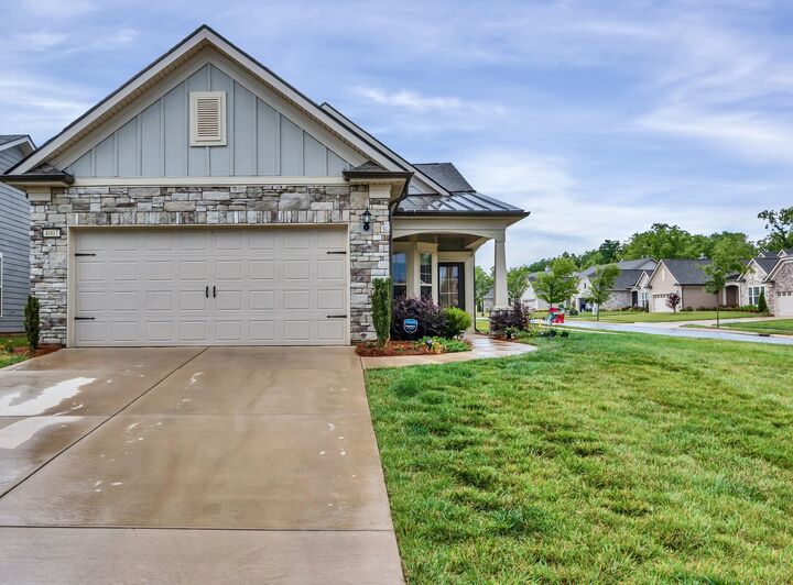 Property Photo:  4007 Scott Ct  TN 37174 