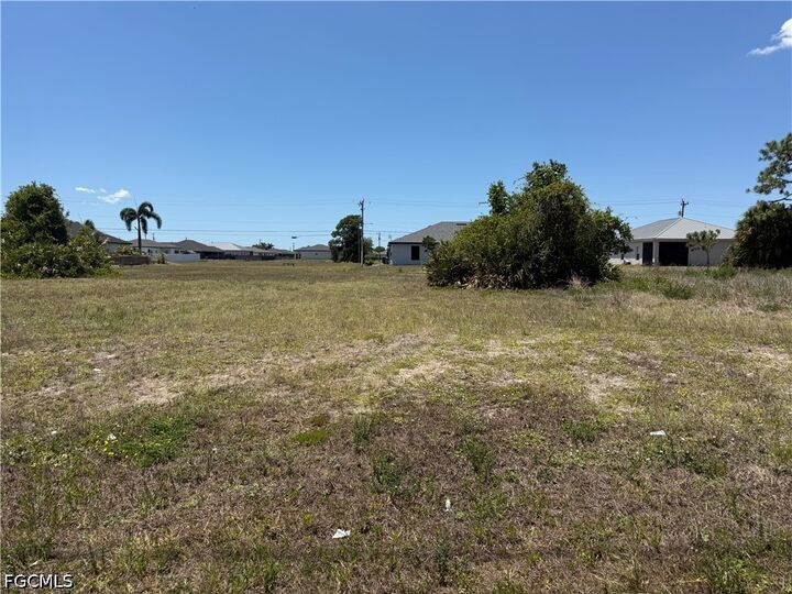Property Photo:  2532 Santa Barbara Boulevard N  FL 33993 