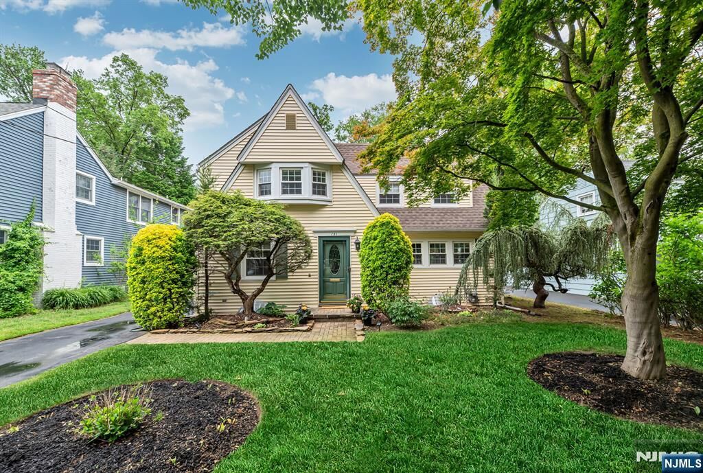 Property Photo:  151 Walthery Avenue  NJ 07450 