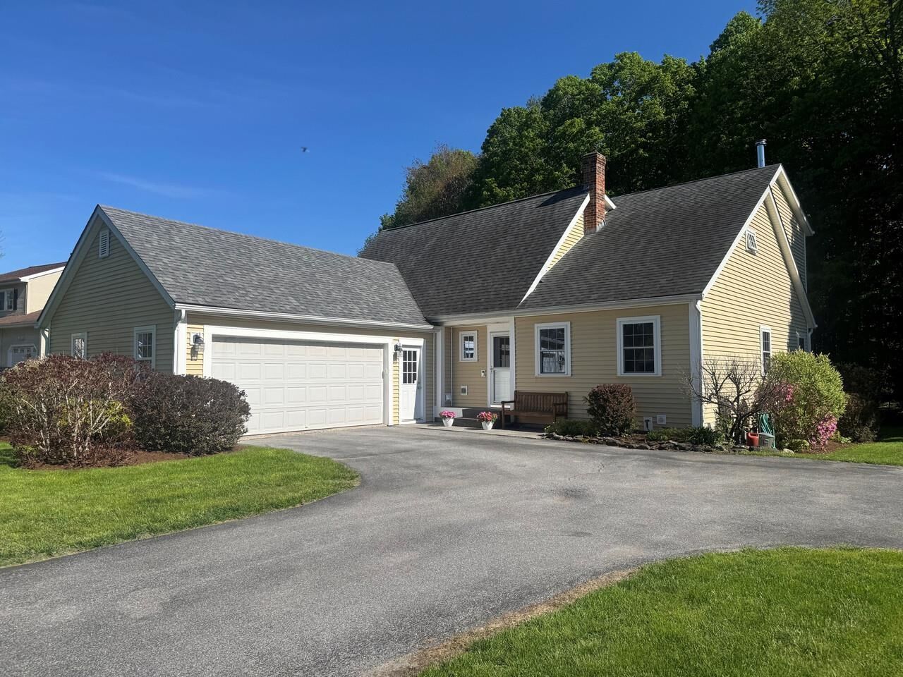 Property Photo: 13 Bobolink Circle VT 05452