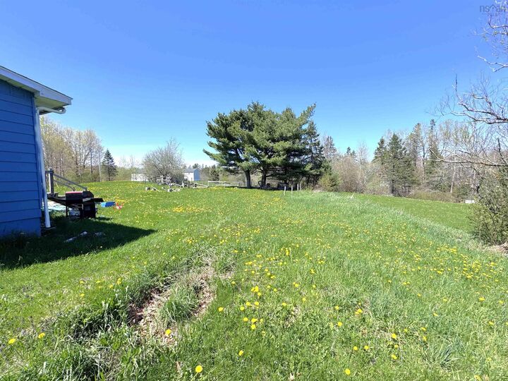 Property Photo:  212 Clydesdale Rd  NS B2G 2K9 