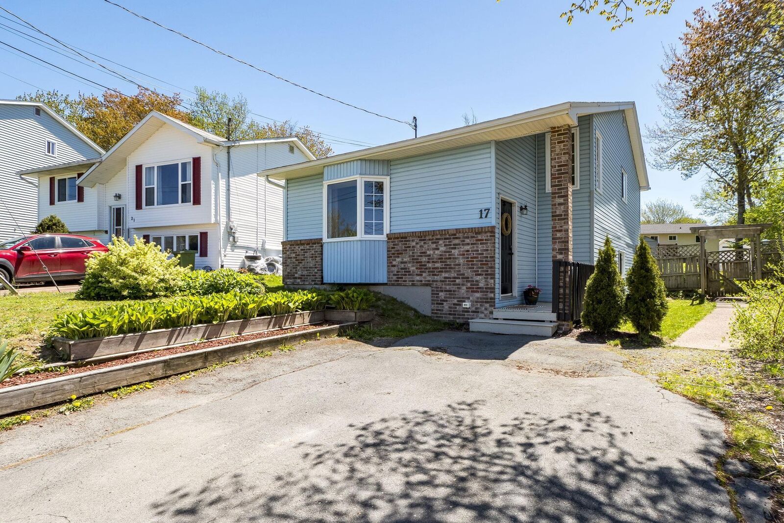 Property Photo:  17 Noria Crescent  NS B4E 2M1 
