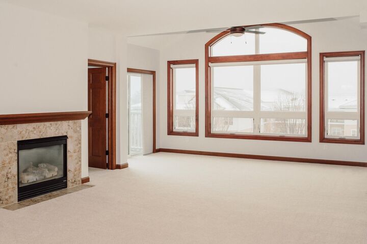 Property Photo:  2670 Kelley Parkway 318  MN 55356 