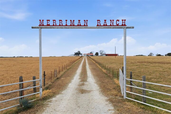 Property Photo:  771 County Road 2130  TX 76665 
