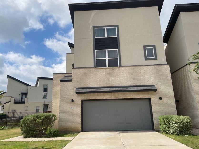 Property Photo:  4342 Hebron Street  TX 75061 