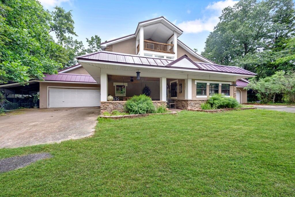 Property Photo:  8214 Robin Lane  AR 72756 