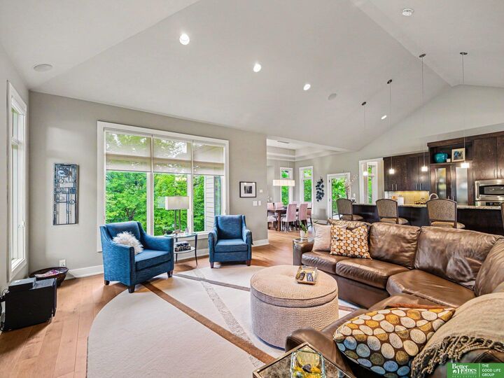 Property Photo:  10238 N 29th Court  NE 68122 