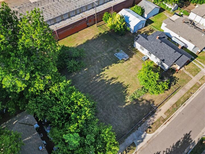 Property Photo:  1513 NW 4th Street  OK 73106 