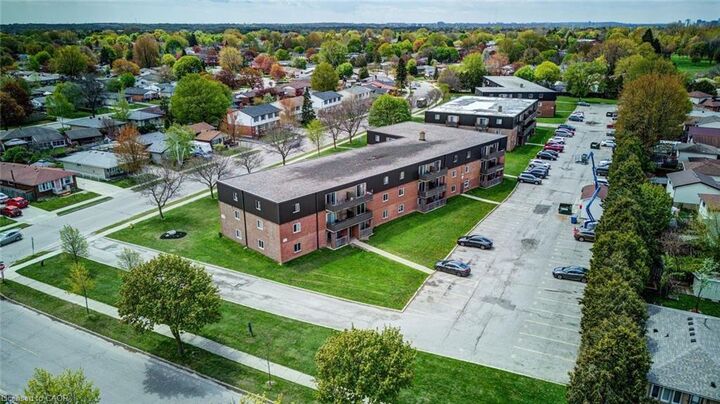 Property Photo:  390 Admiral Drive 304  ON N5V 3C2 