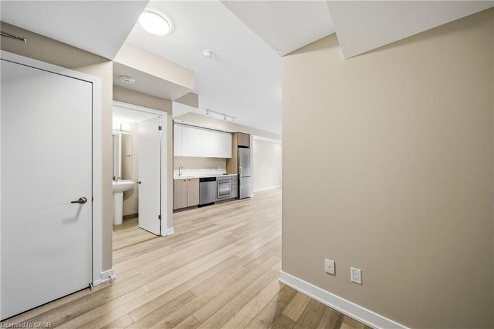 Property Photo:  5220 Dundas Street 209  ON L7L 0J4 