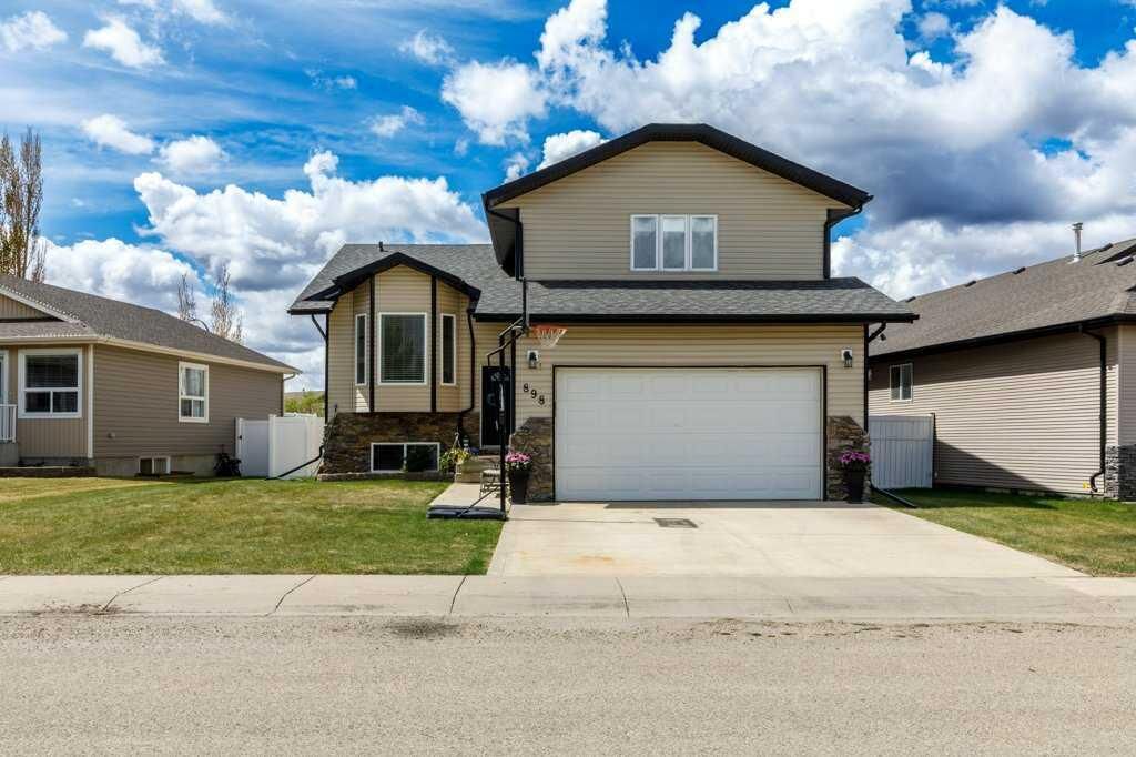 Property Photo:  898 Ramage Crescent  AB T4P 2Z9 