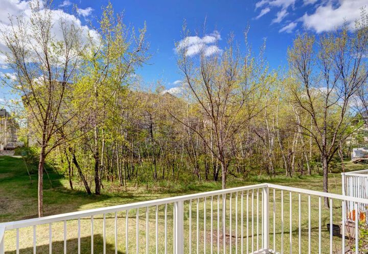 Property Photo: 2301 Wentworth Villas SW AB T3H 0K8