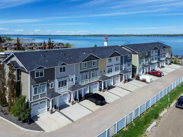 Property Photo: 5210 Lakeshore Drive 113 AB T4S 0M6