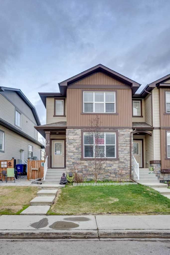 Property Photo:  401 Sparrow Hawk Drive 12  AB T9K 2Y2 