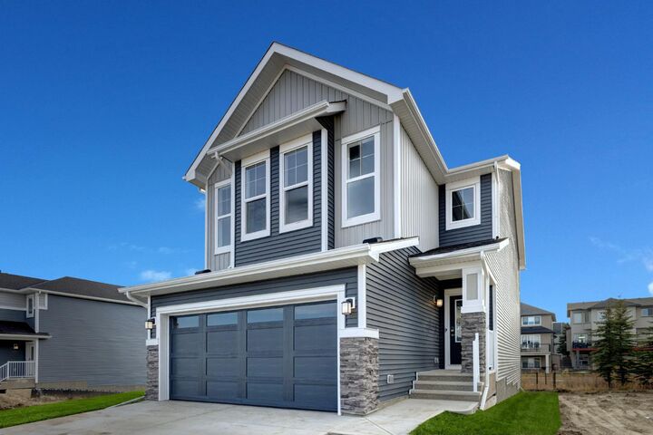 243 Silver Spruce Grove SW — photo 1