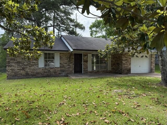 Property Photo:  1107 Spruce  LA 71446 