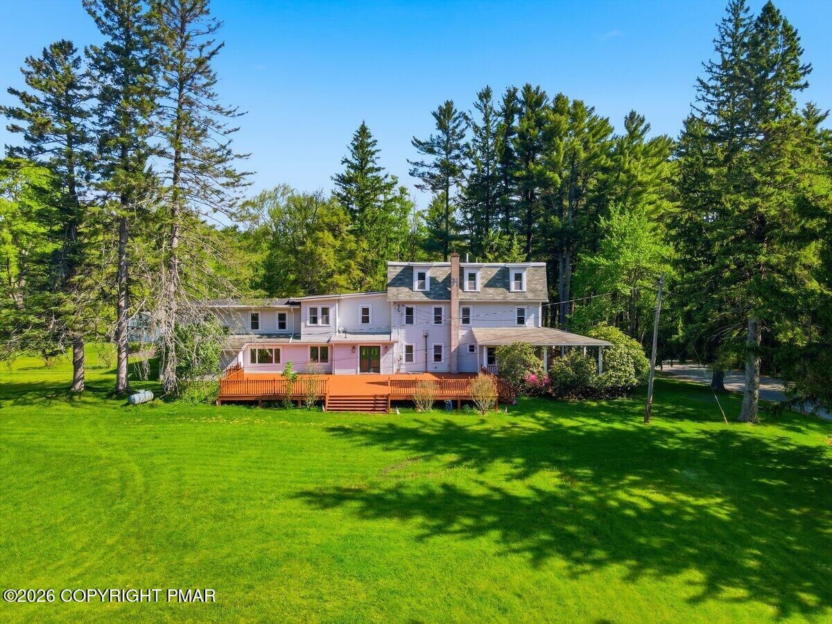 Property Photo:  1015 Rt 390  PA 18426 