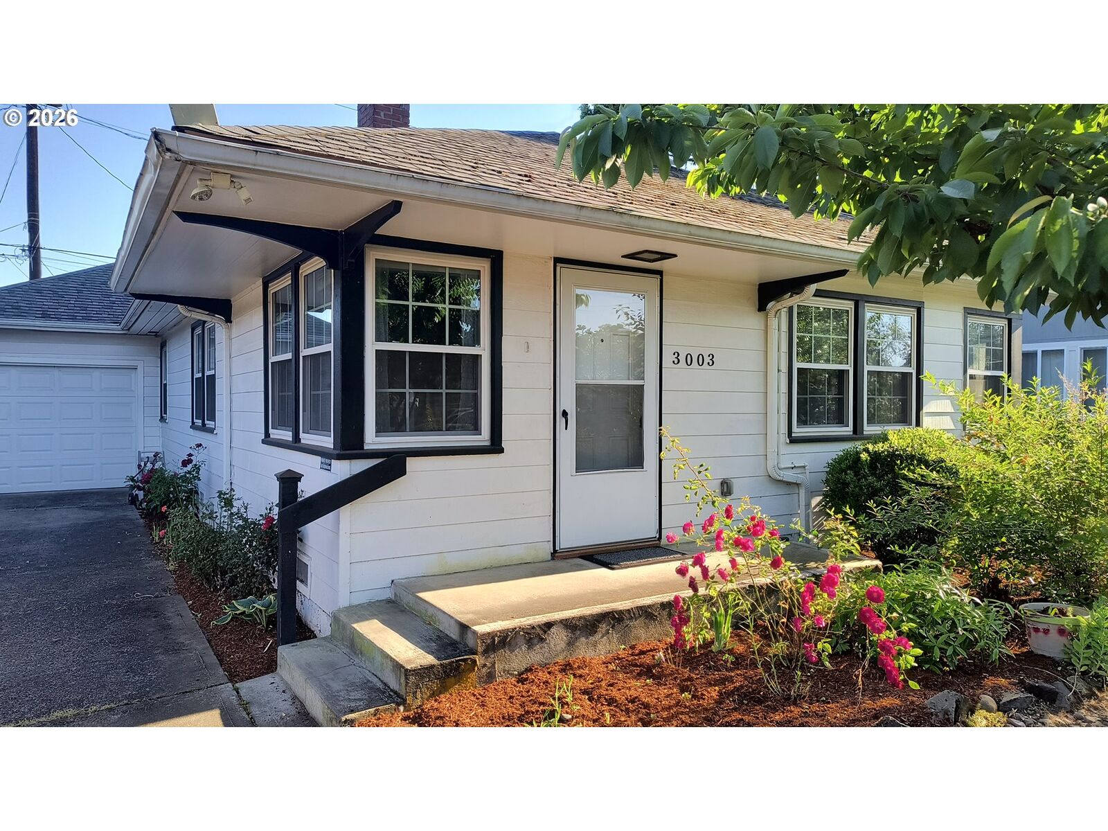 Property Photo: 3003 E 24th St WA 98661