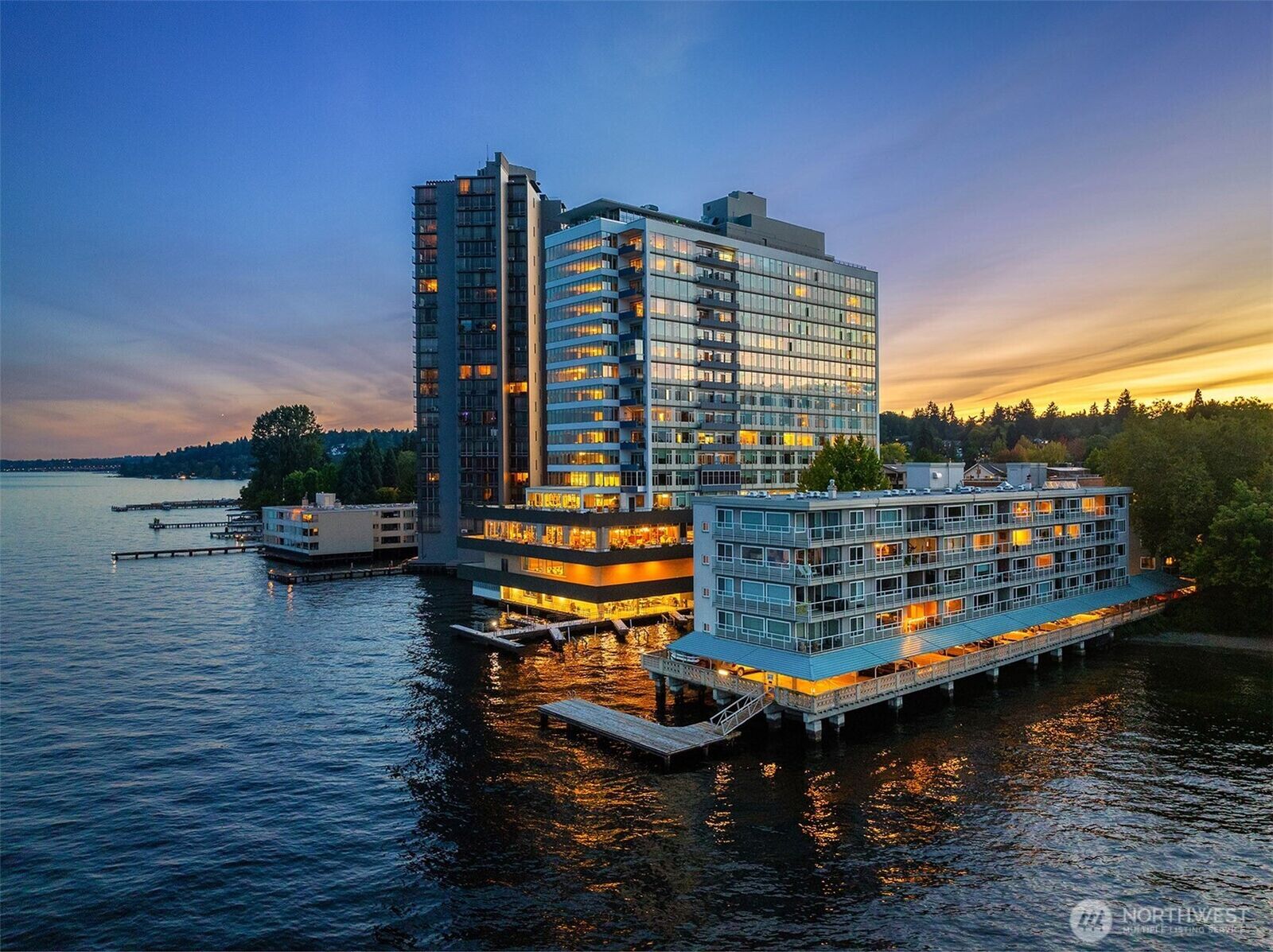 Property Photo:  1810  43rd Avenue E 201  WA 98112 