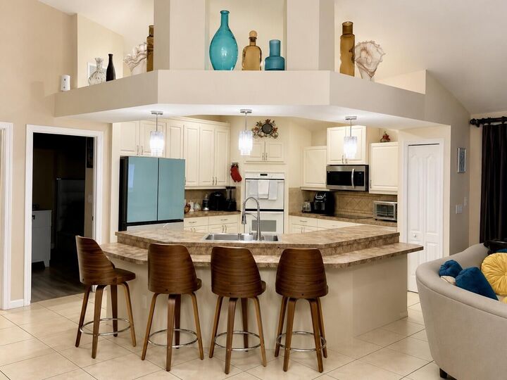 Property Photo: 485 SW Dagget Avenue FL 34953