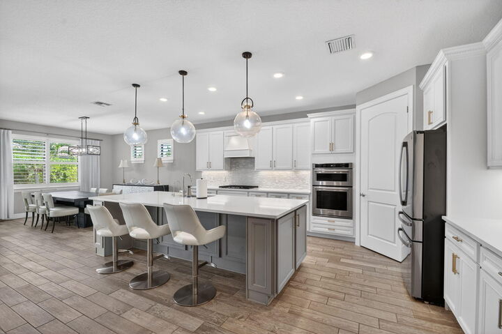 Property Photo:  8433 Vaulting Drive  FL 33467 