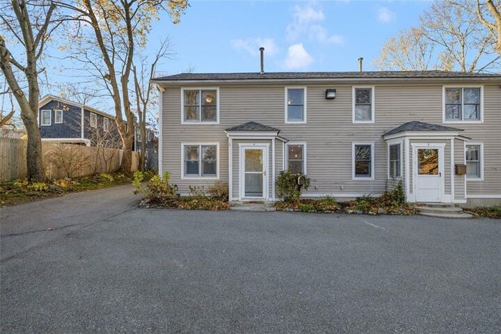Property Photo:  208 Marlborough Street 4  RI 02818 