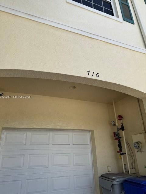 Property Photo: 716 SW 2nd Way FL 33060