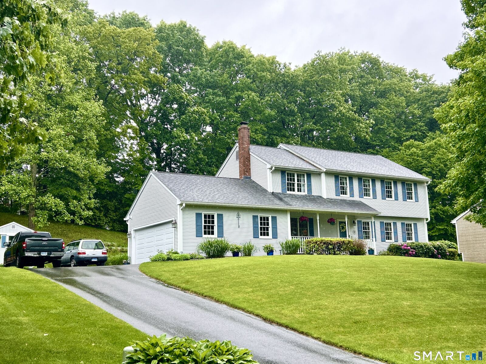 Property Photo:  81 Folly Brook Lane  CT 06040 