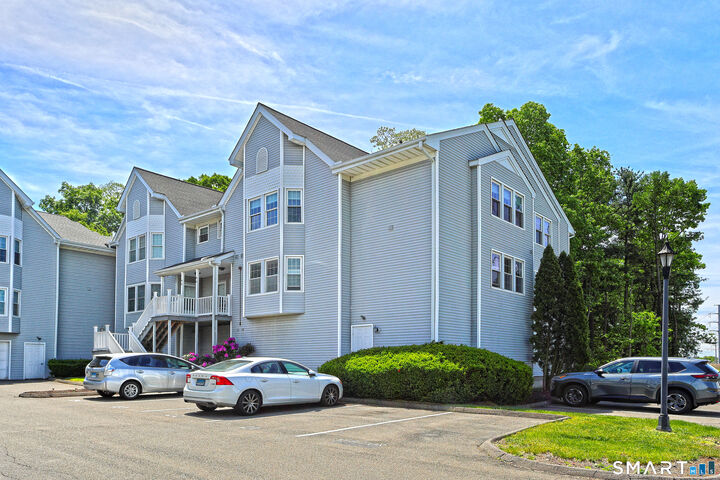 Property Photo:  58 Greenview Lane 58  CT 06461 