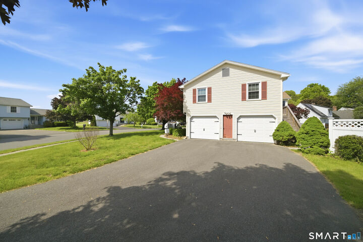 Property Photo: 17 Spruceland Road CT 06082